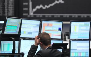 OCDE e Fed levam bolsas europeias a cair pela terceira sessão