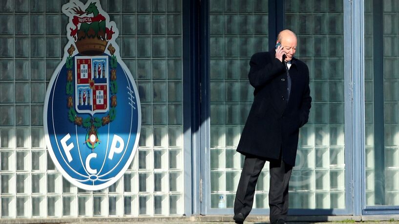 SAD do Porto reduz prejuízos para 28,4 milhões 