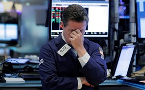 'Short-sellers' e Fed atiram Wall Street ao chão. Bed, Bath & Beyond mergulha 40%