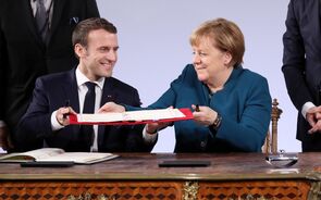 Covid-19: Macron e Merkel apresentam iniciativa franco-alemã para Europa