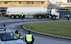 Sindicato: É preciso ter habilitações para fazer descargas