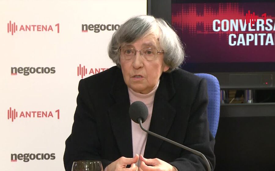 Teodora Cardoso defende aumentos salariais na função pública, mas diferenciados