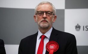 Líder do Partido Trabalhista britânico admite resultado “muito dececionante” e prepara demissão