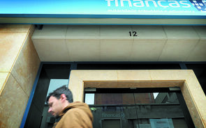 Contribuintes têm até hoje para efetuar terceiro pagamento por conta do IRC