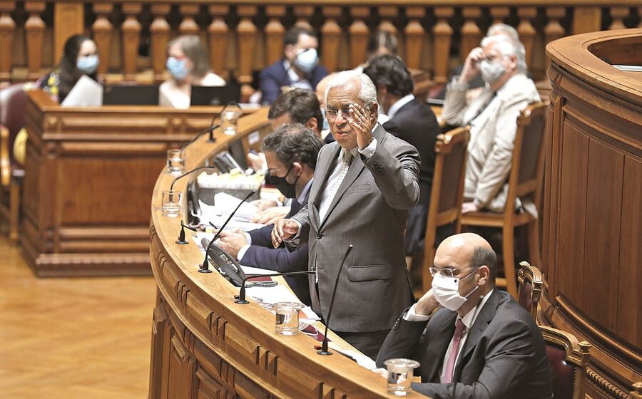 António Costa não quis ontem, no Parlamento, antecipar as medidas que farão parte do Programa de Estabilização que hoje o seu Governo aprovará.
