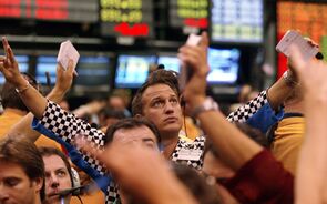 Wall Street fecha em alta à boleia do PIB e com esperanças nas 'Big Tech'