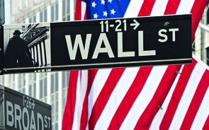 Em Wall Street, só as tecnologias deram fôlego