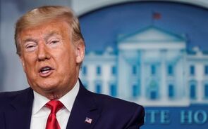 Trump nomeia conselheiros próximos para cargos públicos antes de abandonar Casa Branca