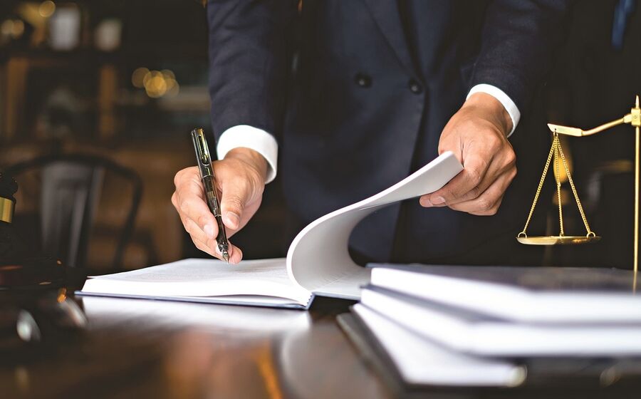 O Conselho Geral da Caixa de Previdência dos Advogados e Solicitadores deli         bera esta terça-feira sobre as contribuições do próximo ano.