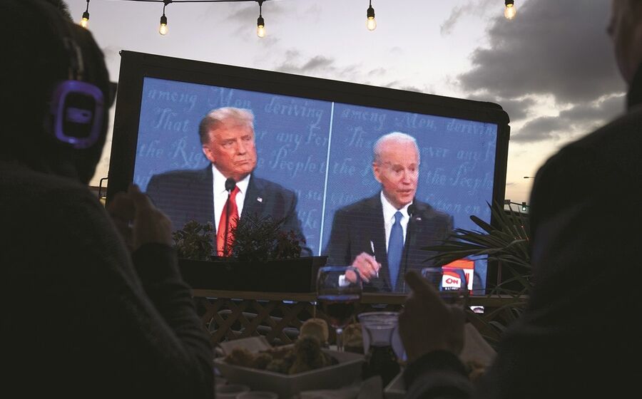 Joe Biden e Donald Trump vão protagonizar hoje umas das eleições mais pola     rizadas de sempre nos Estados Unidos. Tudo está em aberto.