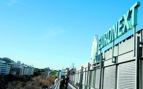 Bolsa nacional regressa às quedas com BCP, Galp e papeleiras a pressionarem