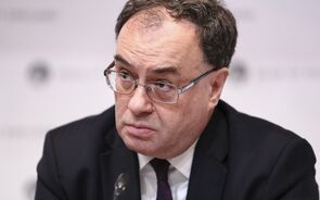 Banco de Inglaterra mantém estímulos até que surjam sinais inequívocos de retoma