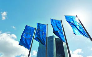 BCE analisa mais de 8.200 respostas sobre projeto de euro digital