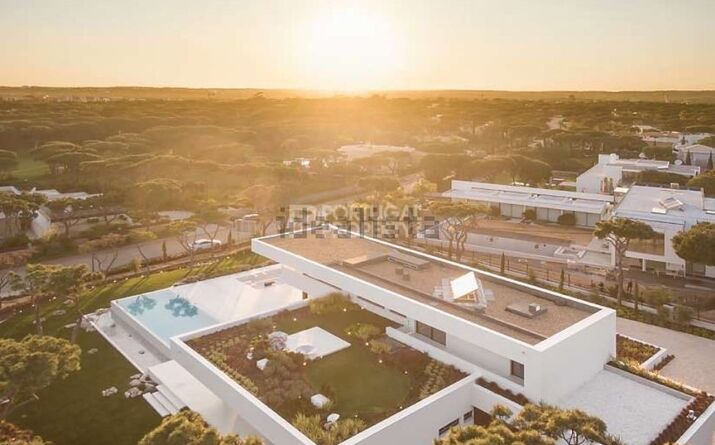4. Mansão contemporânea em Vilamoura