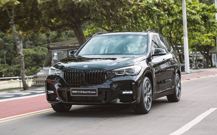 40.º BMW X1