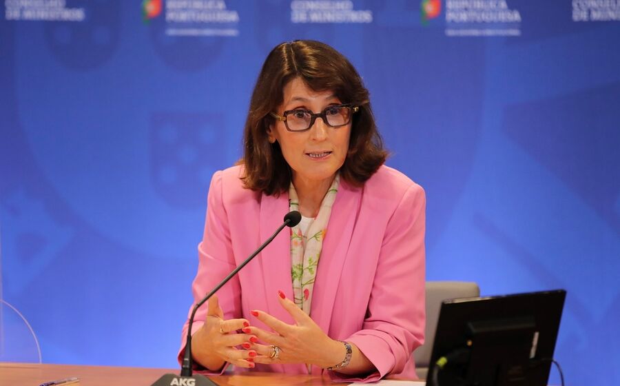 Catarina Sarmento e Castro anunciou a entrada em funcionamento da Plataforma a 28 de outubro.